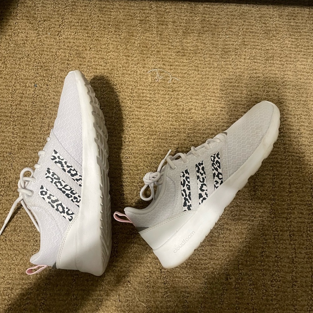 Womens adidas tennis shoes